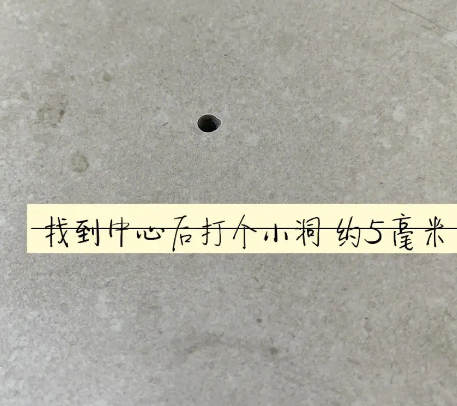堆龙德庆瓷砖空鼓维修公司专业解答在瓷砖铺贴过程中，如果砂料搅拌不均匀，将会带来以下问题